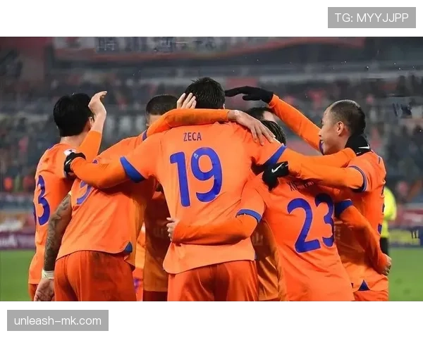 亚冠联赛西亚决赛揭幕,强队对决表现备受期待 亚冠联赛西亚决赛揭幕,强队对决表现备受期待